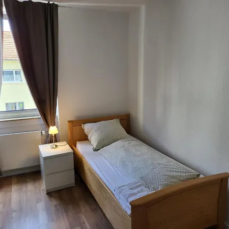 An Der Uniklinik Mainz, Sehr Zentral *