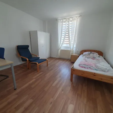 An Der Uniklinik Mainz, Sehr Zentral Майнц