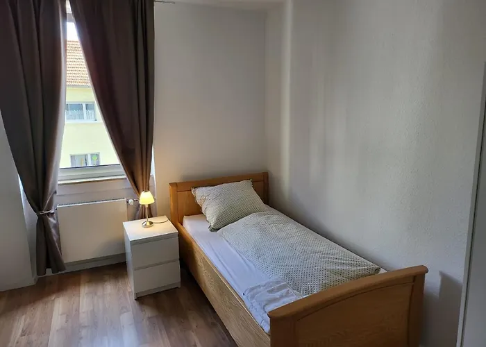 An Der Uniklinik Mainz, Sehr Zentral *